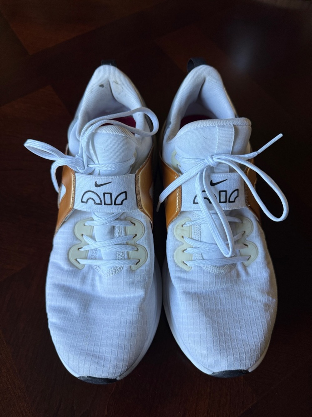 Nike Women’s Air Max White Running Sneakers with Gold Accents size 8.5 - Picture 11 of 13